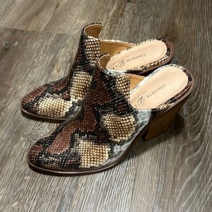 Chinese Laundry Snakeskin Mule